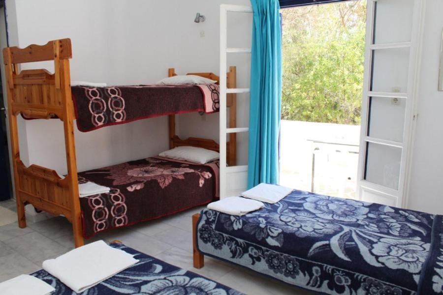 Purple Pig Stars Camping & Bungalows Mylopotas Ruang foto